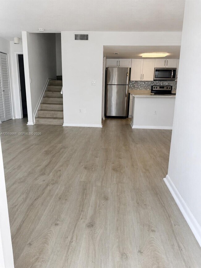 Photo - 4500 SW 68th Ct Cir