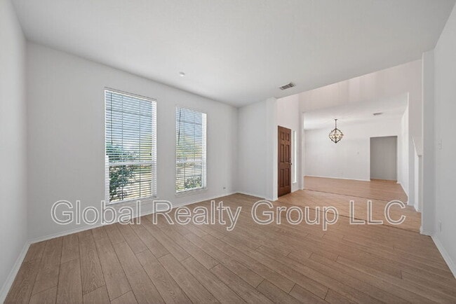 Photo - 510 Wildberry Ct