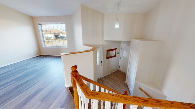 Photo - 10317-10374 74 Ave