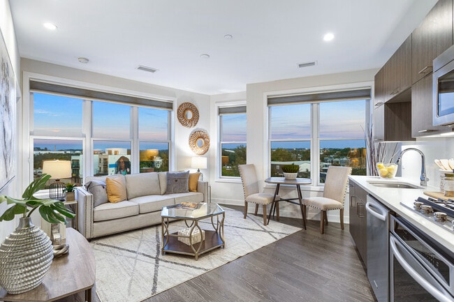 Staged Home w/ Same Layout on Different Floor - 1350 Maryland Ave NE