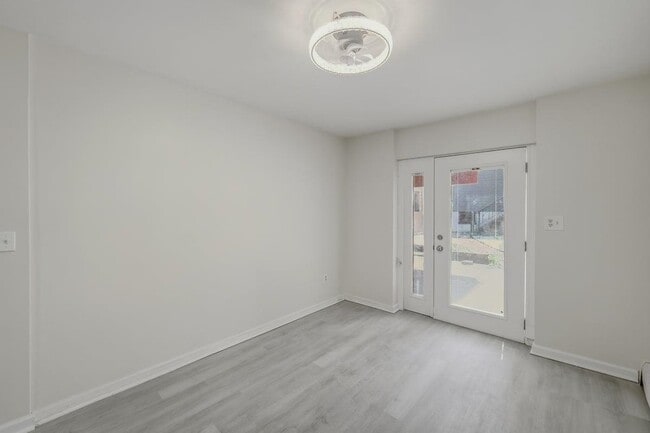 Photo - 412 Walker St Unit 1