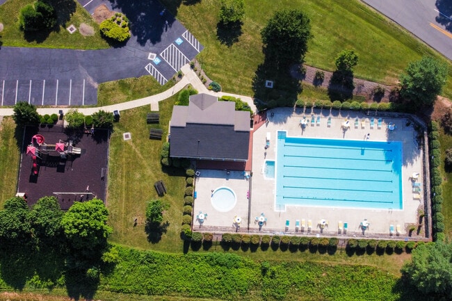 Photo - 35270 Overlook Dr