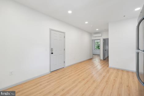 Photo - 9 W Hinckley Ave Unit 3