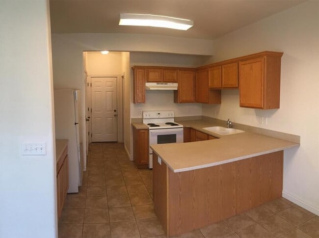 Photo - 196 N 530 E