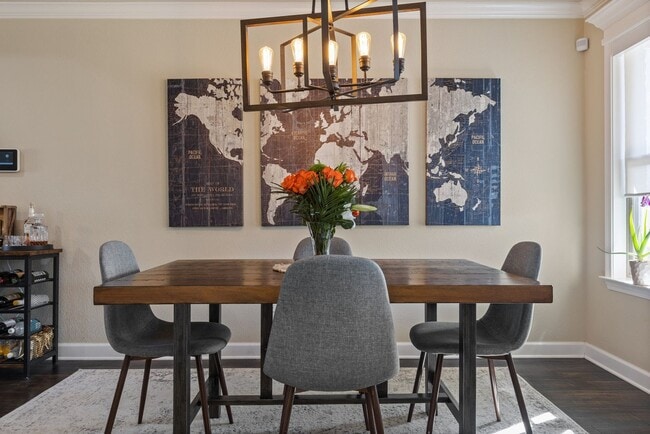Photo - Fully Furnished Crashpad in Austin, AR