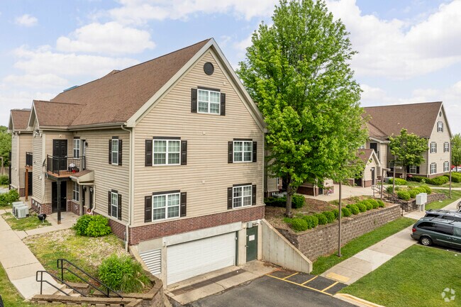 Photo - Avalon Madison Village