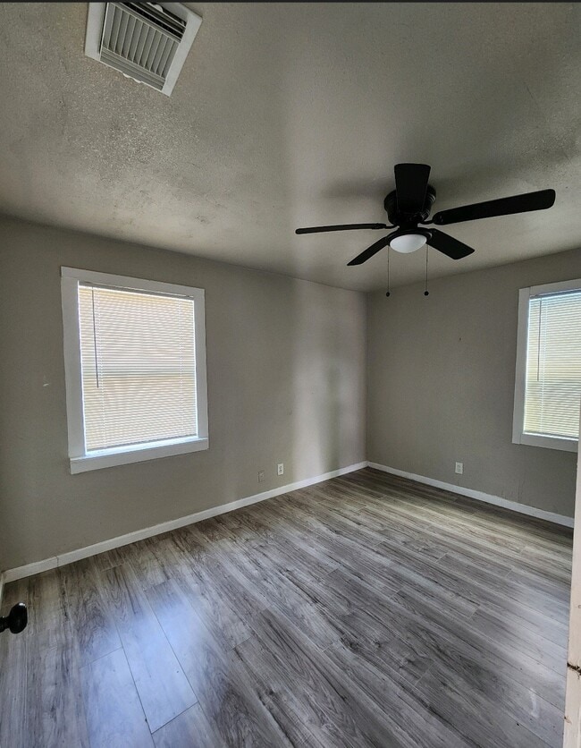 Photo - 2817 Rosemary Ln