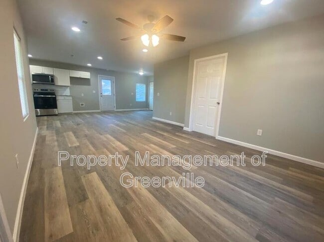 Photo - 104 Durham St