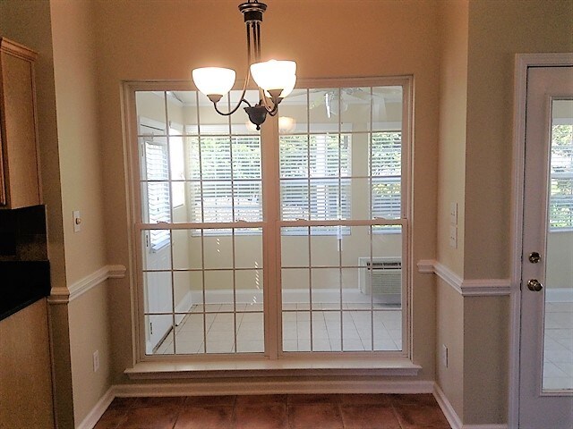 Photo - 6541 Derby Ln NW