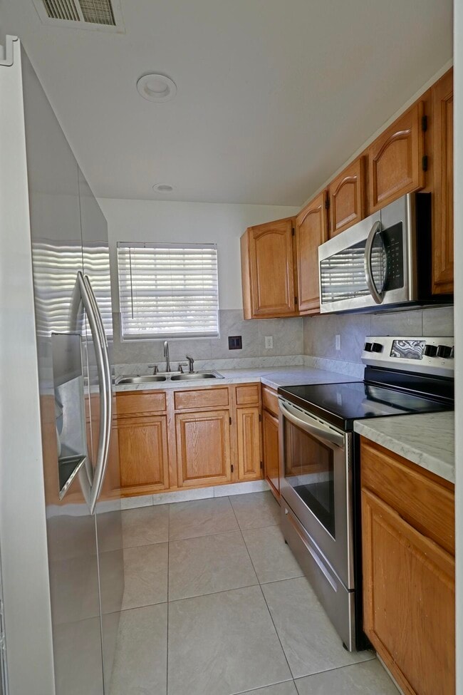 Photo - 3408 Green Briar Cir