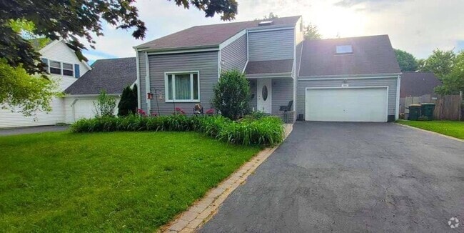 Building Photo - 304 Seafarer Dr Rental