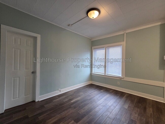Photo - 408 Huron St Unit E
