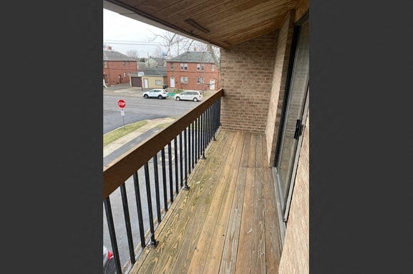 Photo - 614 Englewood Ave