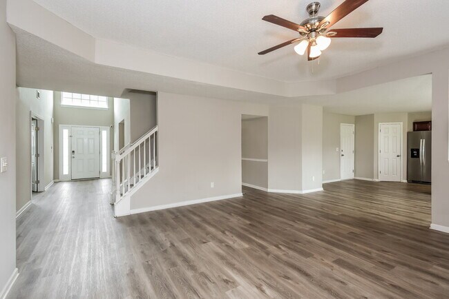 Photo - 265 Redding Ridge