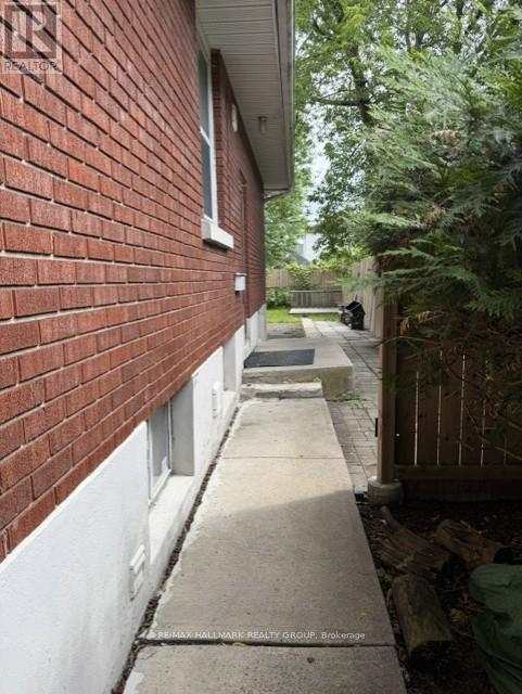 Photo - 98 Donald St
