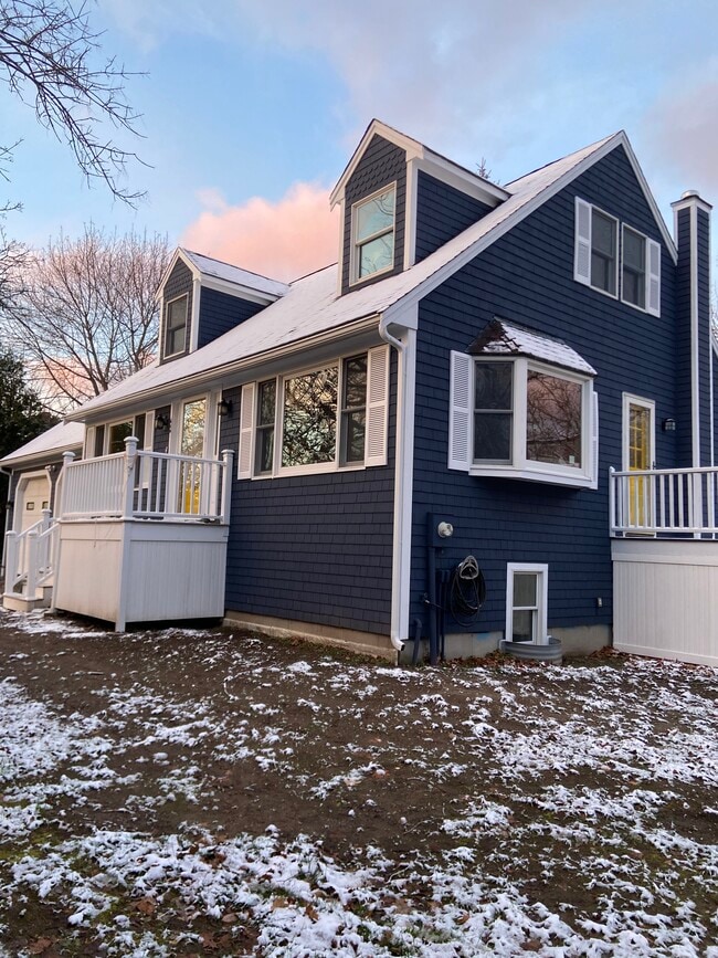 Photo - 245 Granite St