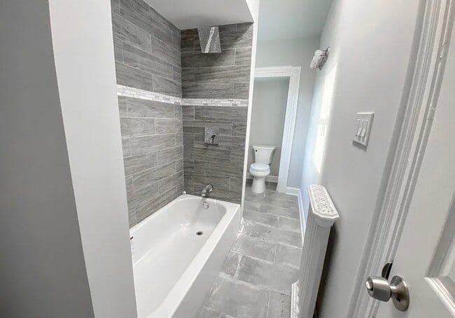 Bathroom #1 - 426 Cornelia St Unit A