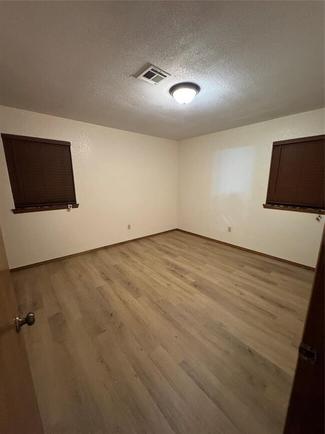 Photo - 1125 N Patterson Dr