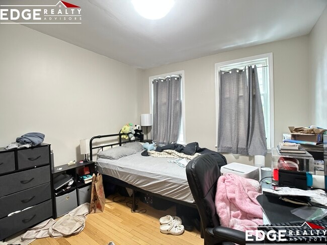 Photo - 34 Kinross Rd Condo Unit 10