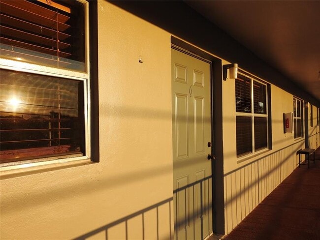 Photo - 1600 NE 3rd Ave Unit 2