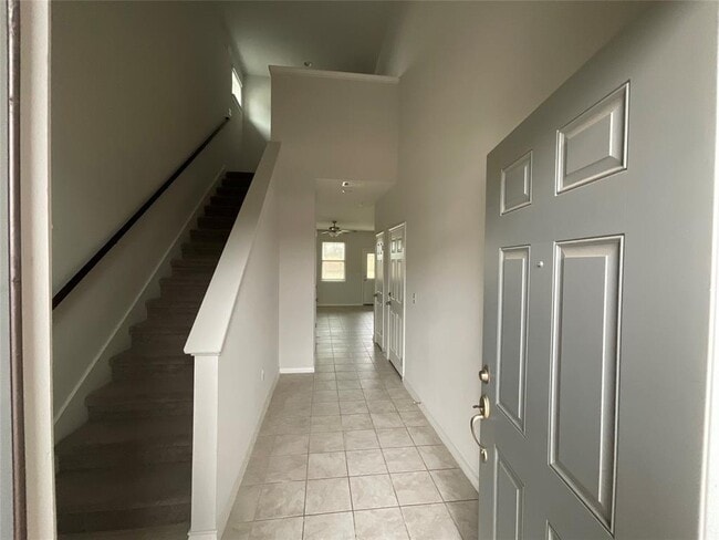 Photo - 7601 Albany Dr