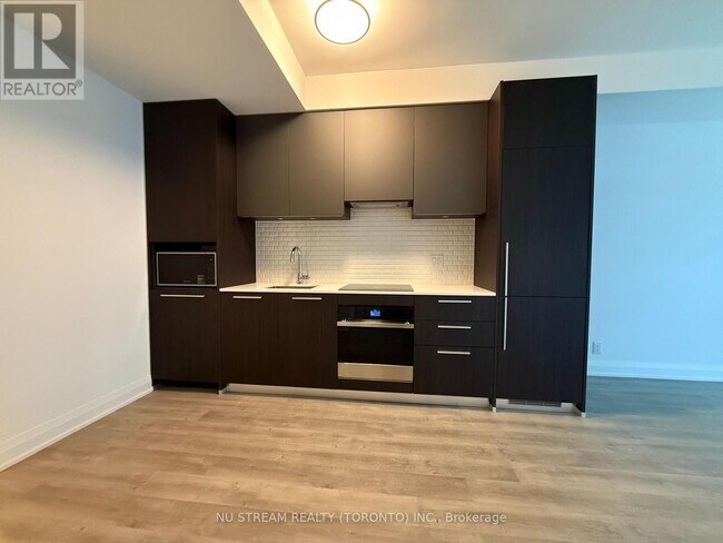 Photo - 65 Broadway Ave Unit 2210