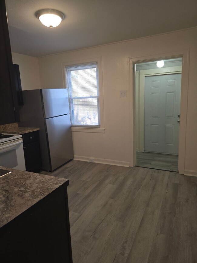 Photo - R- 903/905 Highland Dr Unidad 905