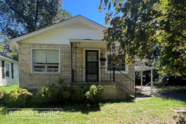 Photo - 212 E Lelia St House