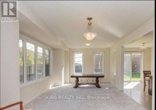 Photo - 74 Veterans Drive