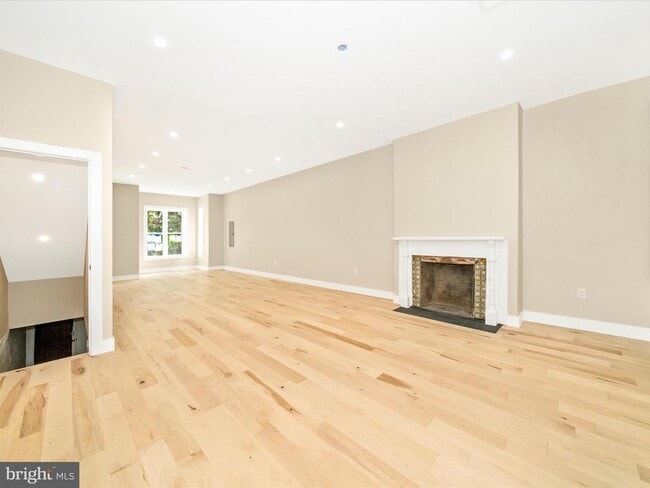 Photo - 60 Q St NE