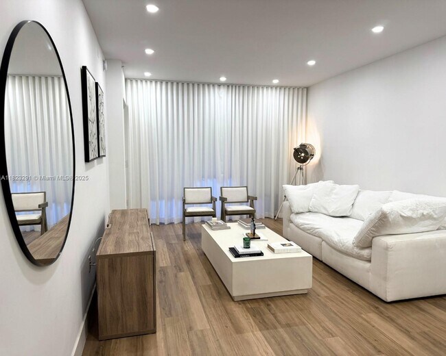 Photo - 6630 NW 114th Ave Apartment Unit 1524