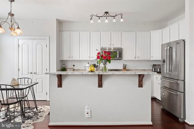 Photo - 13340 Colchester Ferry Pl