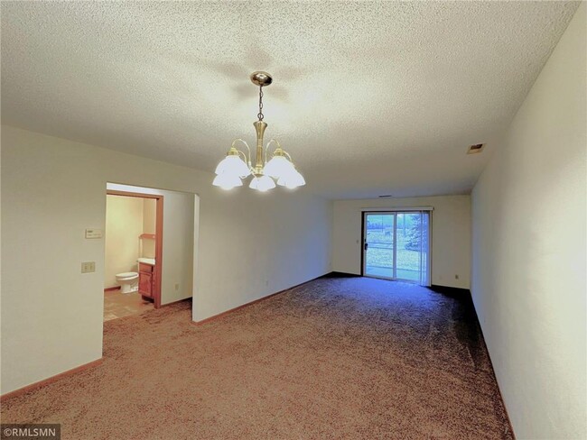 Photo - 840 Highview Dr