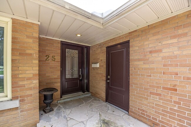 Photo - 25 Abinger Crescent