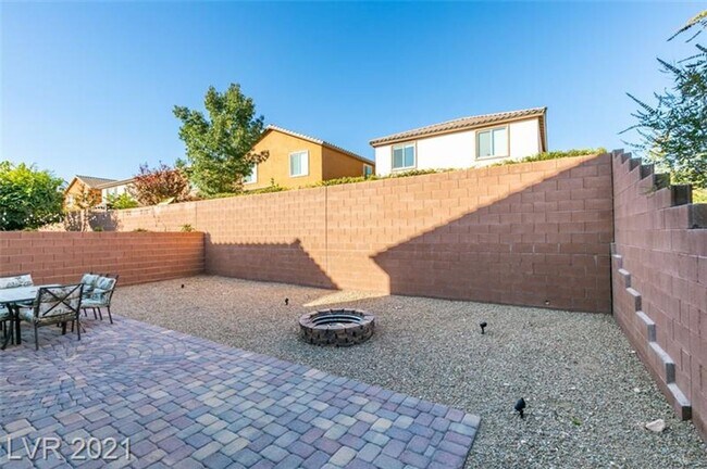 Photo - Mountains Edge 4 Bedroom!