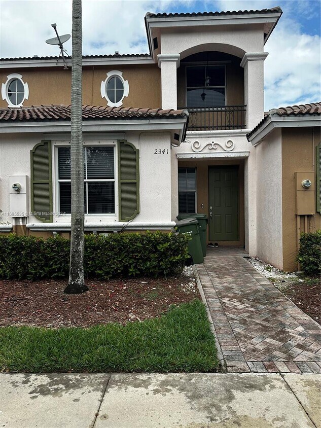Photo - 2341 Northeast 42nd Circle, Homestead, FL 33033 - 3 BR 3 BA Townhouse