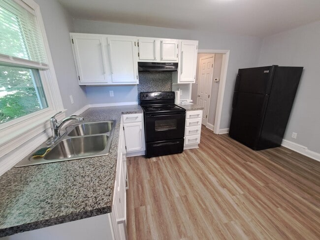 Photo - 912 Pittsburg Ave