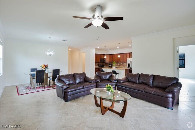 Building Photo - 9215 Shadow Oak Ln Rental