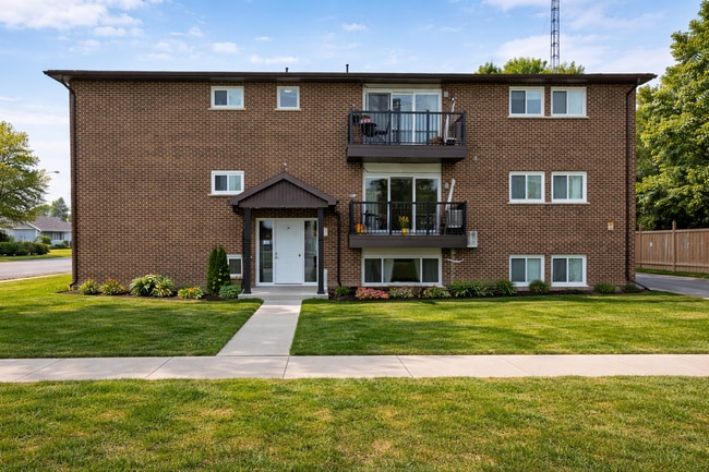 Photo - 24 Wellington St