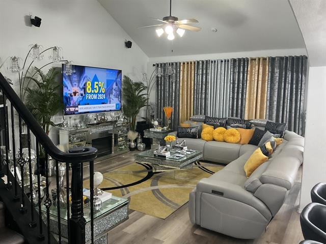 Photo - 710 Boone Trail