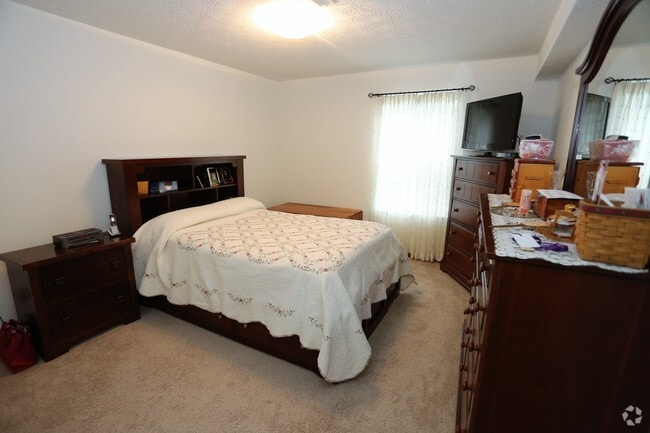 Potters Creek Apartments
