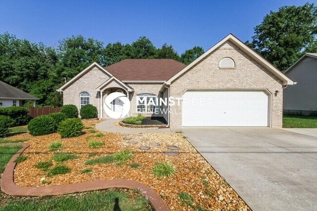 Building Photo - 3 Bedroom Pet-Friendly Home in La Vergne, TN with Main Street Renewal