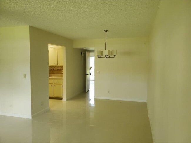 Photo - 251 SW 134th Way Unit 109m