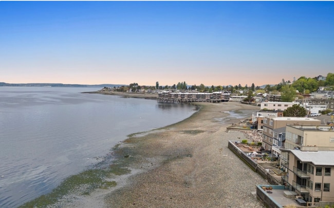 Photo - 4135 Chilberg Ave SW