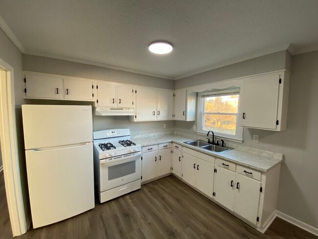 Photo - 3200 Northwynn Dr