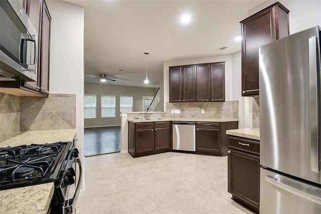 Photo - 28939 Birch Green Way