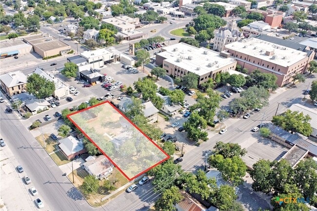 Photo - 268 E Mill St