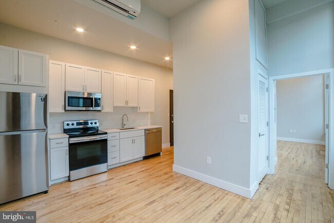 Photo - 1300 S 19th St Apartment Unit 217