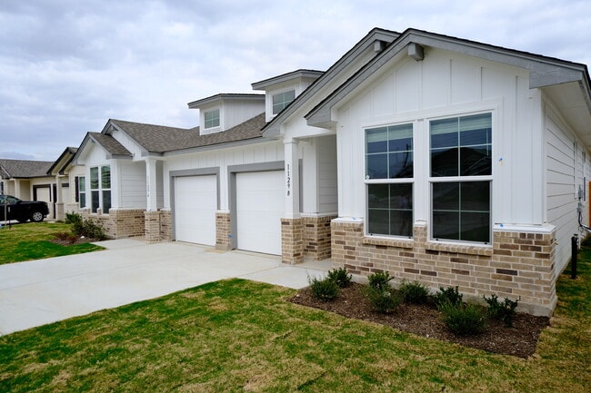 Photo - 1129 Stone Vly Rd Unidad B