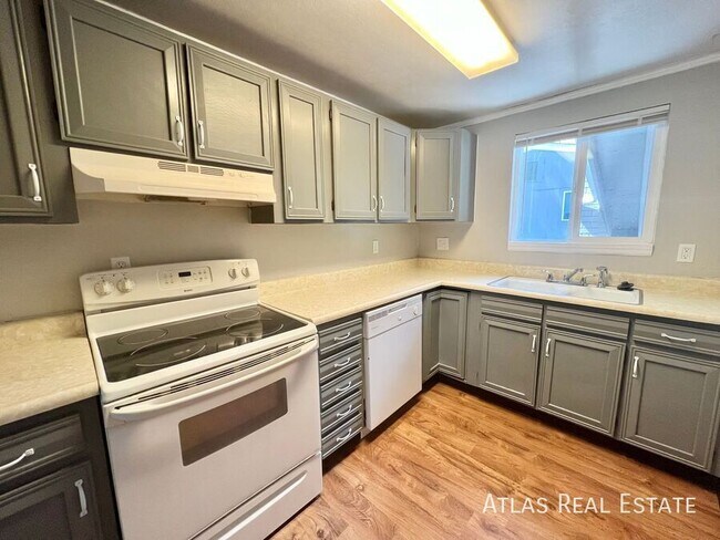 Photo - 459 El Paso Blvd Unit I